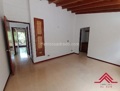 Casa de 4 alcobas en venta en Loma Del Chocho, Envigado, 225 m² · foto 10 de 20