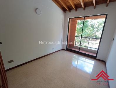 Casa de 4 alcobas en venta en Loma Del Chocho, Envigado, 225 m² · foto 16 de 20