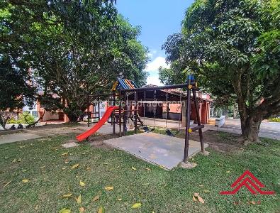 Casa de 4 alcobas en venta en Loma Del Chocho, Envigado, 225 m² · foto 19 de 20
