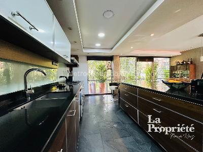 Apartamento de 3 alcobas en venta en Los Rosales, Bogotá, 290 m² · foto 14 de 20