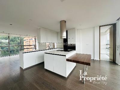 Apartamento de 3 alcobas en venta en La Cabrera, Bogotá, 248 m² · foto 9 de 20