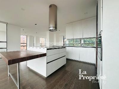 Apartamento de 3 alcobas en venta en La Cabrera, Bogotá, 248 m² · foto 11 de 20