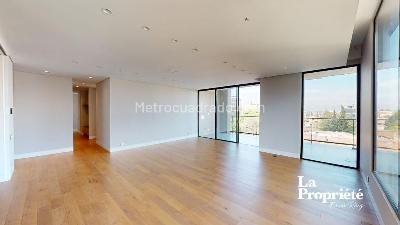 Apartamento de 3 alcobas en venta en Chico, Bogotá, 223 m² · foto 3 de 20