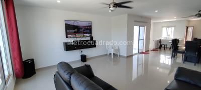 Apartamento de 3 alcobas en venta en Galicia, Santa Marta, 128 m² · foto 6 de 20