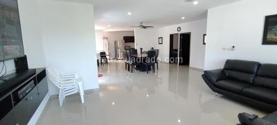 Apartamento de 3 alcobas en venta en Galicia, Santa Marta, 128 m² · foto 7 de 20