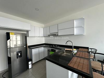 Apartamento en venta en Rodadero, Santa Marta · foto 2 de 15