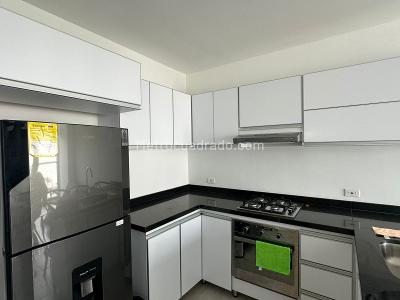 Apartamento en venta en Rodadero, Santa Marta · foto 3 de 15