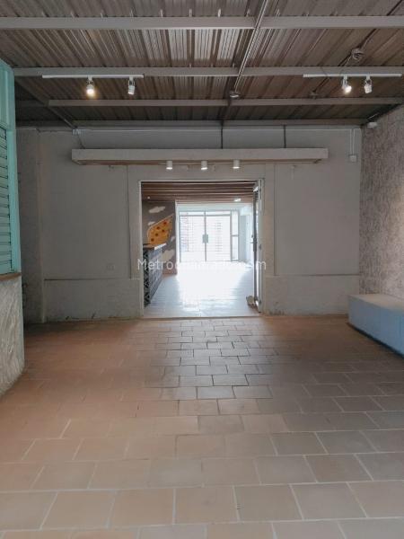 Local Comercial en Arriendo, Cundi, Santa Marta - Más