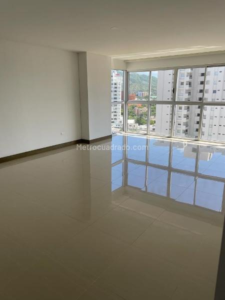 Piso – Santa Marta - Más