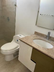 Apartamento de 2 alcobas en venta en Edificio Bastion, Santa Marta, 109 m² · foto 15 de 18
