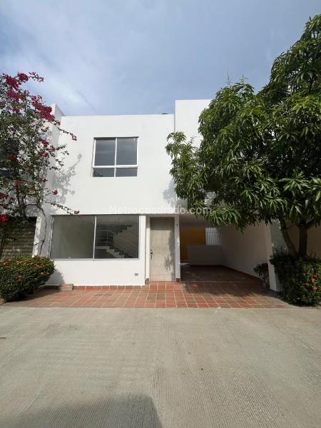 Casa en Arriendo, Rodadero Sur, Santa Marta