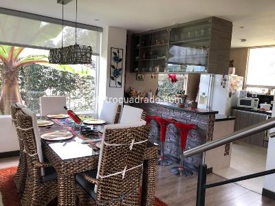 Casa de 3 alcobas en venta en Cajicá, 160 m² · foto 2 de 10