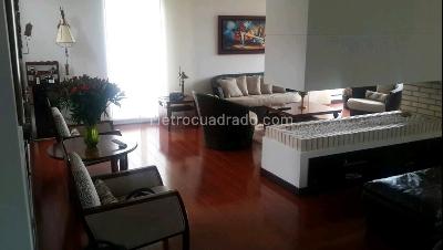 Casa de 4 alcobas en venta en Cajicá, 347 m² · foto 7 de 18