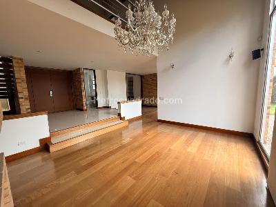 Casa de 4 alcobas en venta en Cajicá, 300 m² · foto 5 de 20