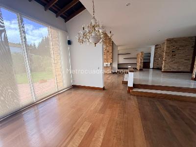 Casa de 4 alcobas en venta en Cajicá, 300 m² · foto 8 de 20