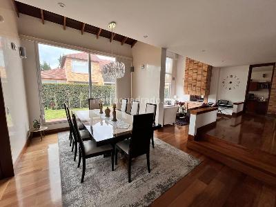 Casa de 4 alcobas en venta en Cajicá, 340 m² · foto 1 de 20