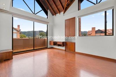 Casa de 3 alcobas en venta en Cajicá, 240 m² · foto 10 de 16