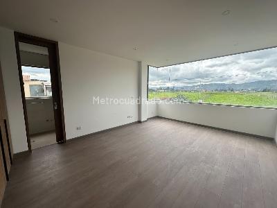 Casa de 3 alcobas en venta en Cajicá, 210 m² · foto 16 de 20