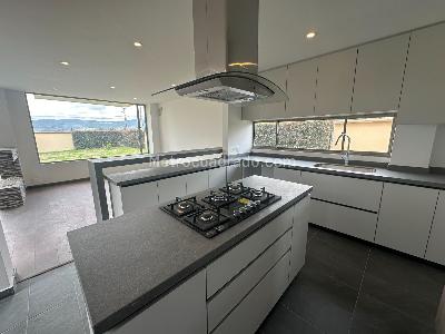 Casa de 3 alcobas en venta en Cajicá, 210 m² · foto 5 de 20
