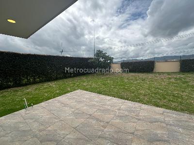 Casa de 3 alcobas en venta en Cajicá, 210 m² · foto 8 de 20
