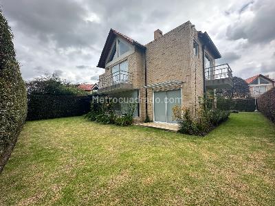 Casa de 3 alcobas en arriendo en Cajicá, 340 m² · foto 17 de 19