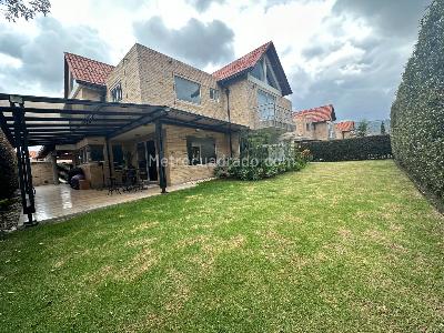 Casa de 3 alcobas en arriendo en Cajicá, 340 m² · foto 19 de 19