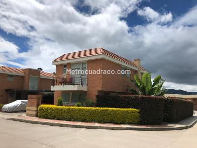 Casa de 3 alcobas en venta en Cajicá, 182 m² · foto 3 de 12