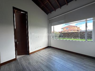 Casa de 5 alcobas en venta en Cajicá, 420 m² · foto 13 de 20
