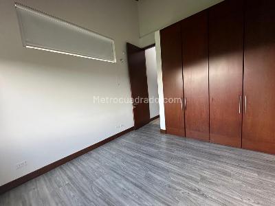 Casa de 5 alcobas en venta en Cajicá, 420 m² · foto 14 de 20
