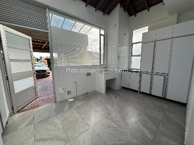 Casa de 5 alcobas en venta en Cajicá, 420 m² · foto 2 de 20