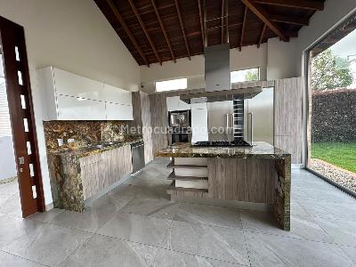 Casa de 5 alcobas en venta en Cajicá, 420 m² · foto 5 de 20