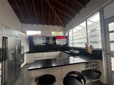 Casa de 5 alcobas en venta en Cajicá, 320 m² · foto 5 de 20