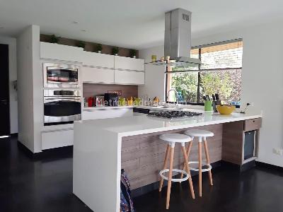Casa de 4 alcobas en venta en Cajicá, 340 m² · foto 4 de 17