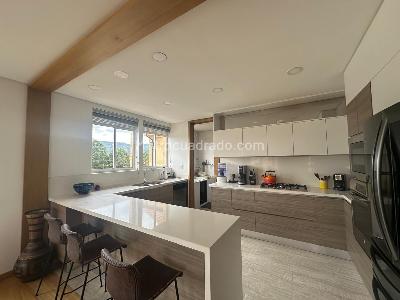 Apartamento de 4 alcobas en venta en Cajicá, 271 m² · foto 7 de 17