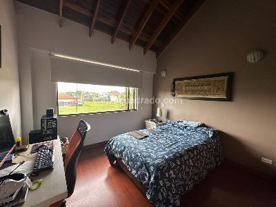 Casa de 4 alcobas en venta en Chía, 257 m² · foto 15 de 17