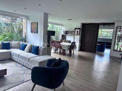 Casa de 4 alcobas en venta en Cajicá, 400 m² · foto 2 de 12
