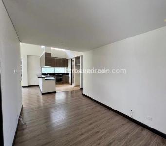 Casa de 4 alcobas en venta en Cajicá, 204 m² · foto 7 de 16