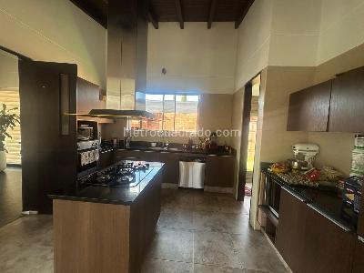 Casa de 3 alcobas en venta en Cajicá, 177 m² · foto 7 de 20
