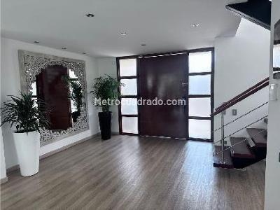 Casa en venta en Cajica, Cajicá · foto 2 de 12