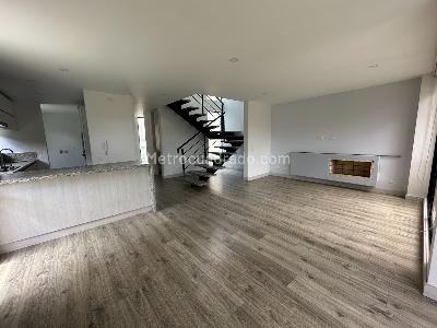 Casa de 3 alcobas en venta en Conjunto Vittare, Cajicá, 168 m² · foto 3 de 19