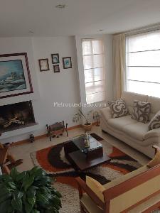 Casa de 3 alcobas en venta en Ub Quintas Del Bosque, Chía, 150 m² · foto 2 de 17