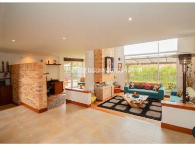 Casa en venta en Cajica, Cajicá · foto 2 de 20