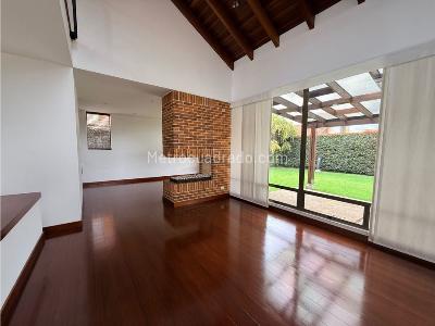 Casa en venta en Cajica, Cajicá · foto 3 de 20