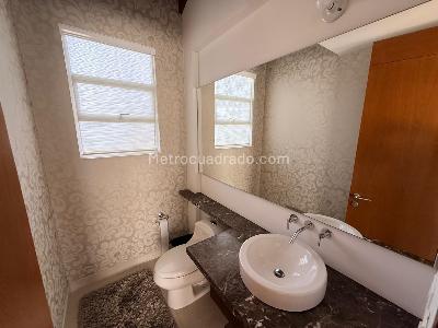 Casa de 4 alcobas en arriendo en Caminos De Chunugua, Cajicá, 340 m² · foto 8 de 20