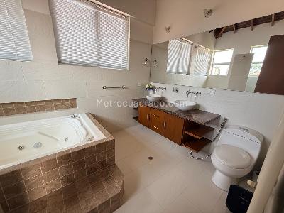 Casa de 4 alcobas en arriendo en Caminos De Chunugua, Cajicá, 340 m² · foto 20 de 20