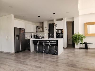 Casa de 4 alcobas en venta en Cajica, Cajicá, 252 m² · foto 4 de 16