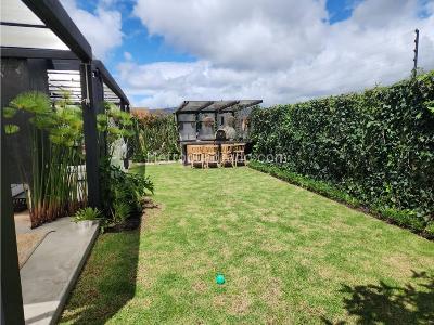 Casa de 4 alcobas en venta en Cajica, Cajicá, 252 m² · foto 12 de 16