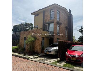 Casa en venta en Cajica, Cajicá · foto 4 de 15