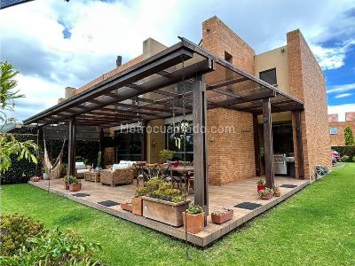 Casa de 4 alcobas en venta en Chia, Chía, 196 m² · foto 2 de 14