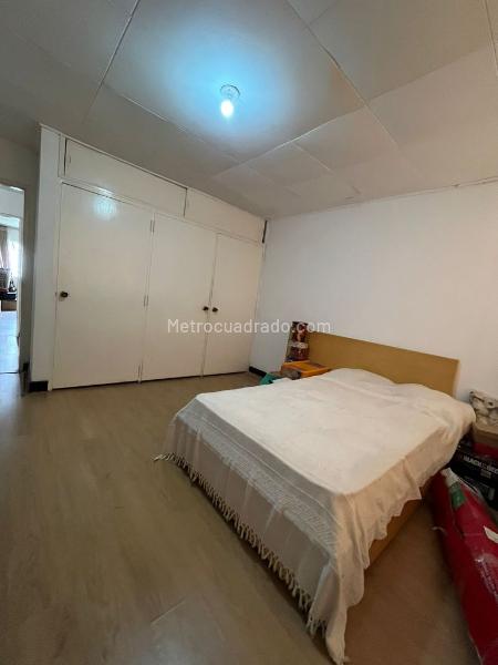 Casa en Venta, LAURELES, Medellín - Widok 5